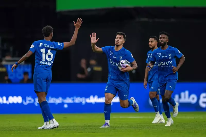 التشكيل الرسمي للهلال لمواجهة النجمة في الدوري السعودي
